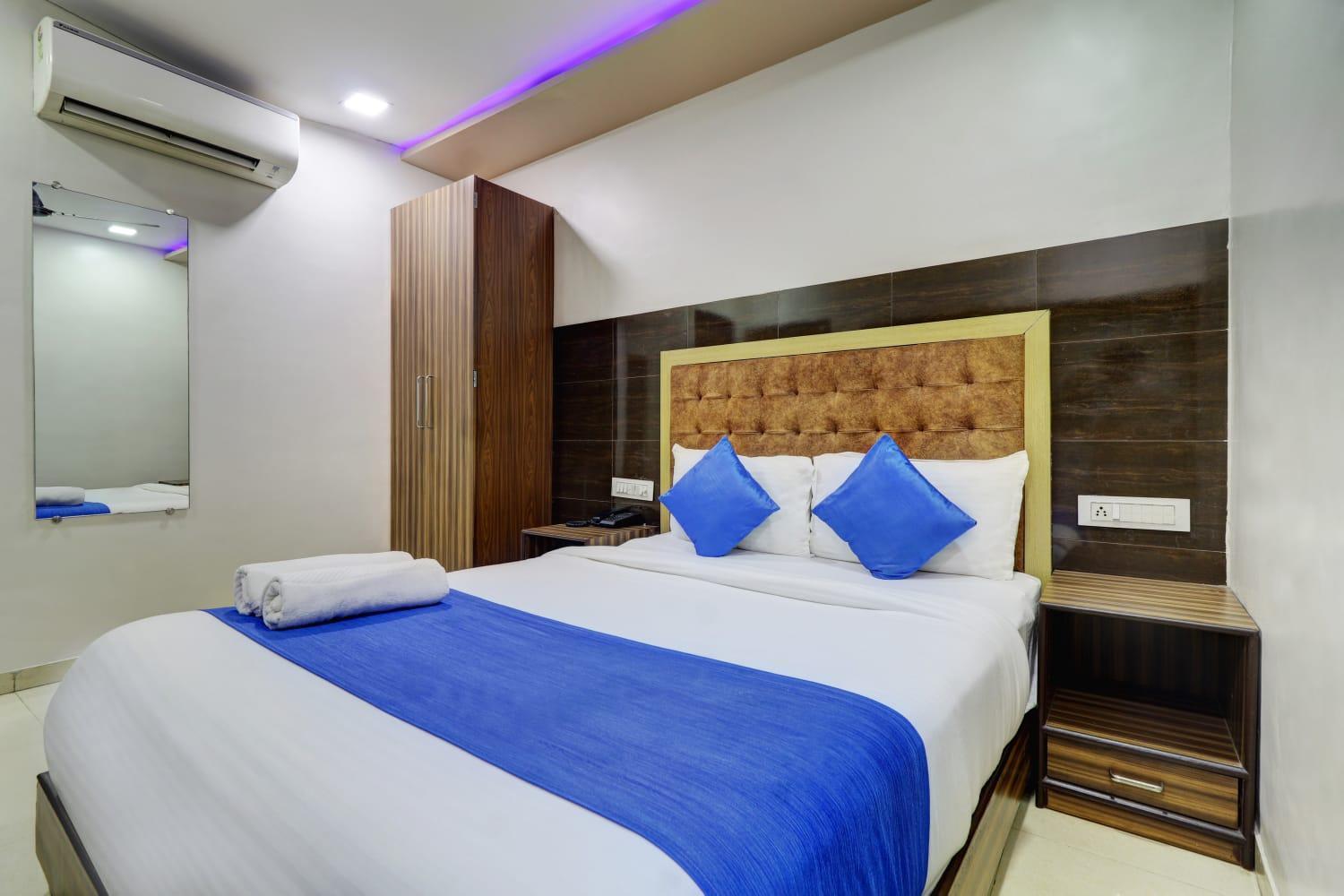 Hotel New Blue Sapphire Residency Мумбай Екстериор снимка